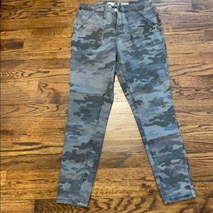 Mossimo high rise jegging/jean